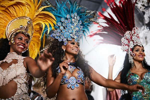 Où suivre des cours de samba au Brésil pendant le carnaval?